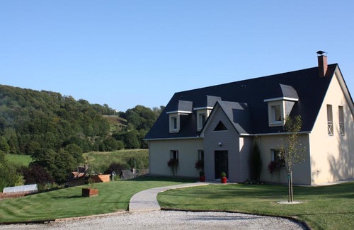 La Riviere-Saint-Sauveur Bed & Breakfast | Le Jardin de Venus