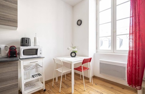 Centre Ville Apartment | Le Joyau de Pau, your haven of peace