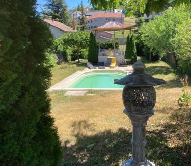 Espaly-Saint-Marcel Apartment | Le Kiosque de Compostelle