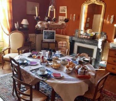 Les Pineaux Bed & Breakfast | Le Logis