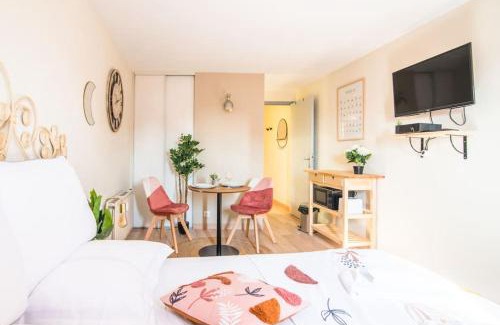 Plaine des Bouchers Apartment | Le Lotus - Tram
