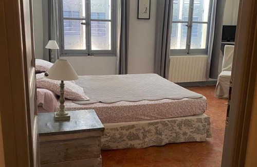 Riez Bed & Breakfast | Le "M" Maison d hôtes