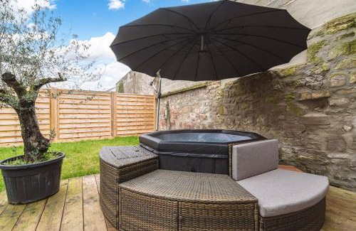 Cernay Apartment | Le majestueux Jacuzzi Cinema Netflix Wifi