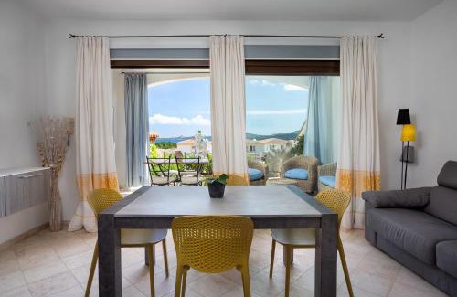 Cannigione House | Le Maree Apartments