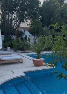 Salon-de-Provence Hotel | Le Mas Angelussi - Le Clos du Soleil