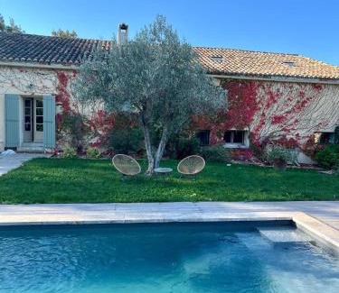 Saint-Roman-de-Malegarde Bed & Breakfast | Le Mas des Poules chambres d'hôtes de charme