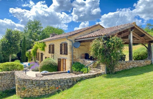 Sainte Croix de Beaumont Cottage | LE MAS DE PALAU Quiet and serene country house