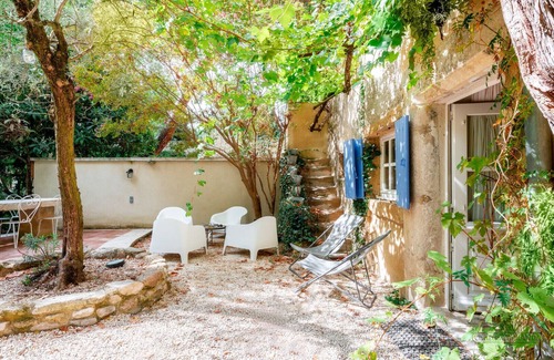 Valreas Cottage | "Le Mas des Platanes", la Passerelle gîte in Provence