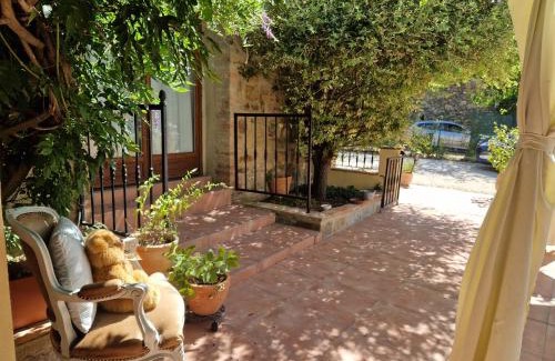 Saint-Florent-sur-Auzonnet Cabin | Le Mas Joyeux - Le Lys - Gite En Cévennes