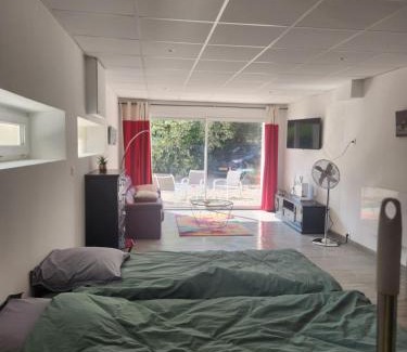 Saint-Ambroix Bed & Breakfast | Le Mazet
