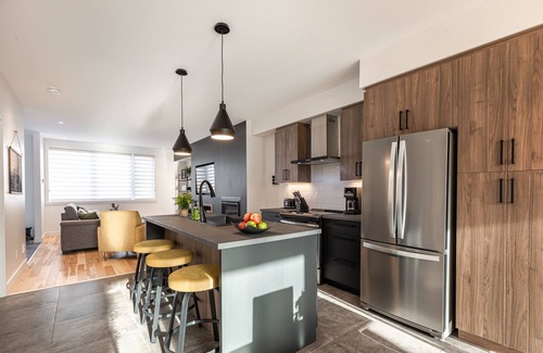 Magog Condo | Le Memph: 1-bedroom condo-chalet with shared SPA Lake Memphremagog