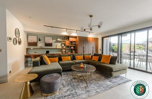 Talloires-Montmin Apartment | Le Merveilleux, Luxeux Appartement de grand standing à 2 pas du lac, LLA Selections by Location lac Anne