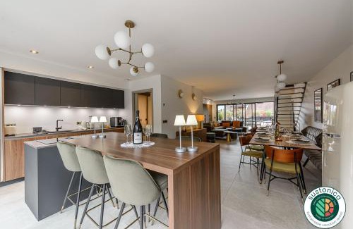 Talloires-Montmin Apartment | Le Merveilleux, Luxeux Appartement de grand standing à 2 pas du lac, LLA Selections by Location lac Anne