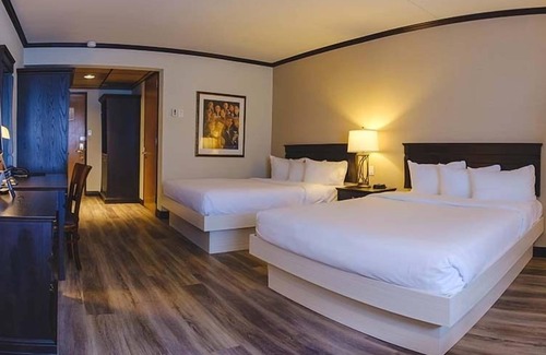 Chicoutimi Hotel | Le Montagnais