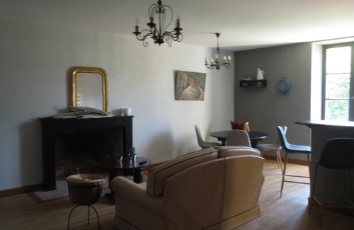 Benassay House | Le Moulin de l'Etang