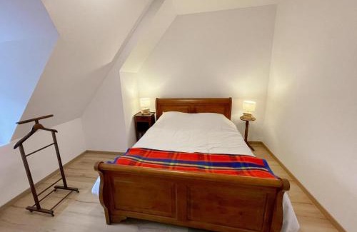 Couture-sur-Loir House | Le Moulin de Ronsard : Demeure spacieuse, jardin et vue sur le Loir - 8 personnes - FR-1-491-459