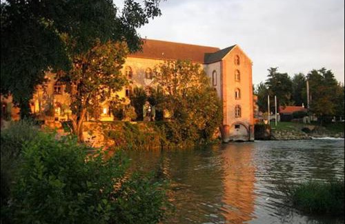 La Celle-sous-Gouzon Bed & Breakfast | Le moulin de Sauvage