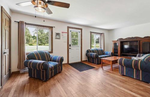 Saint-Michel-des-Saints Ski Chalet | Le Mystic - Lake Taureau