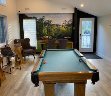 Pont-Rouge Ski Chalet | Le Naturel Spa & Foyer & Détente