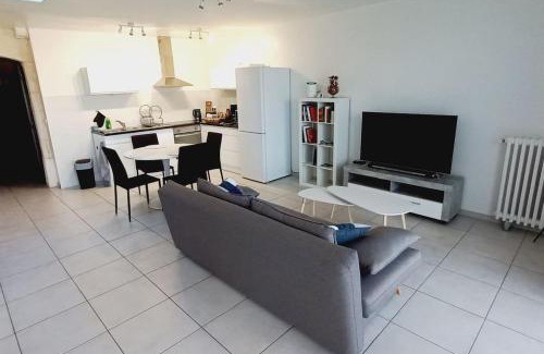 Amboise Apartment | Le Nid - Amboise gîte semi troglodyte