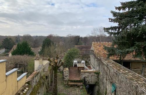 Rochefort-en-Yvelines Bed & Breakfast | Le Nid de Rochefort