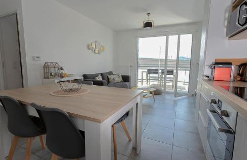 Annecy Apartment | Le Nid des Romains - T2 neuf - Balcon - vue