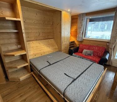 Le Cret Apartment | Le Nid Douillé du Crêt, parking et terrasse