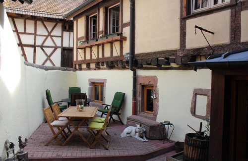 Riquewihr Apartment | LE NID DU HIBOU Charming Duplex 75 sqm/5 persons quiet in the historical center
