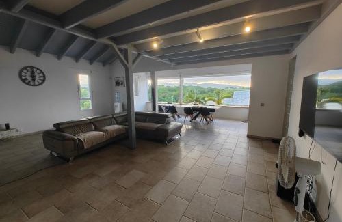 Baie-Mahault Apartment | Le Nil deluxe avec piscine