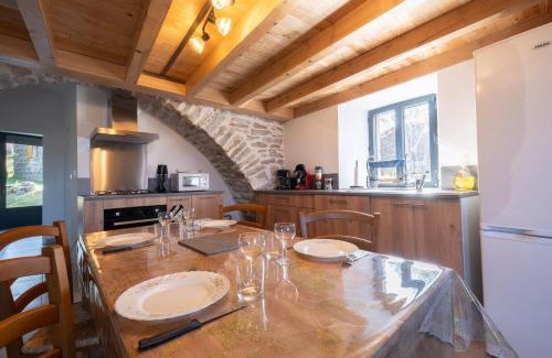 Fraissinet-de-Fourques House | Le p'tit pelet