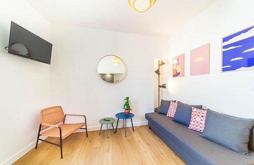 Sainte-Foy-les-Lyon Apartment | Le Pablo charming 6 pers Sainte-Foy-lès-Lyon