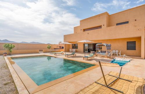 Douar Khalifa Ben Mbarek Villa | Le Palais de l Atlas luxury villa Marrakech