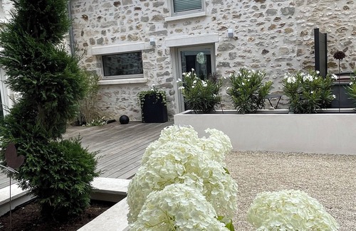 Fleury-en-Biere House | LE Passage Secret