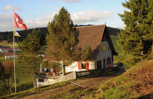 La Brevine Apartment | Le Penitencier