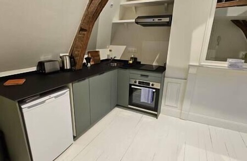 Arras Apartment | Le perchoir, studio avec mezzanine