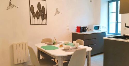 Figeac Apartment | Le Petit Claux