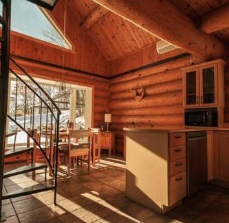 Lac-Simon Ski Chalet | Le Petit Domaine Caché - Lac-Simon