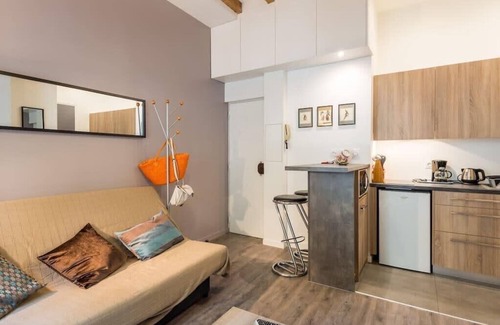 Part Dieu - Bir Hakeim Apartment | Le Petit Domer -métro Garibaldi-Université
