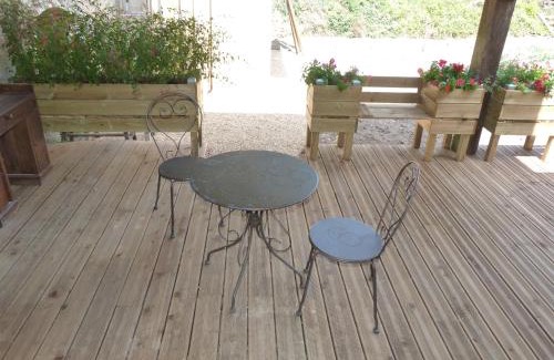 Fontaine-les-Coteaux House | Le Petit Gite De La Promenade