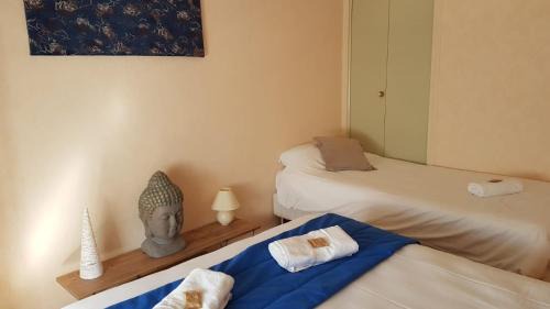 Massiac Apartment | Le Petit HERMITAGE - Gite 4 pers