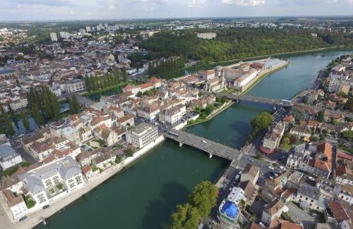 Melun Apartment | Le Petit Melun