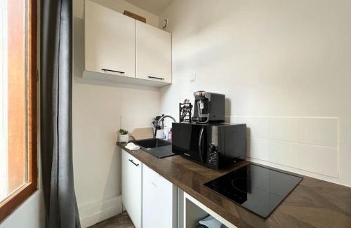 Meulan-en-Yvelines Apartment | Le petit nid à 2 MIN gare/centre Meulan