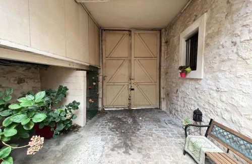 Meulan-en-Yvelines Apartment | Le petit nid à 2 MIN gare/centre Meulan