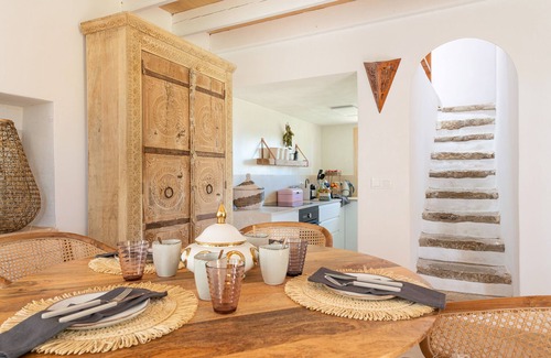 Binissalem Villa | Le Petit Paradis - Two Bedroom Villa, Sleeps 4