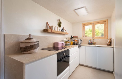 Binissalem Villa | Le Petit Paradis - Two Bedroom Villa, Sleeps 4