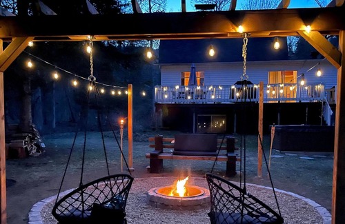 Labelle Cabin | Le petit Renard spa and waterfront chalet