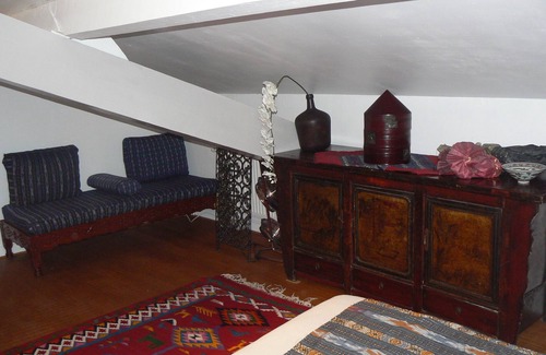 Clermont Ferrand City Centre House | LE PETIT SIAM - Bed and breakfast 1/2 pers with private bathroom - Center Clermont-F