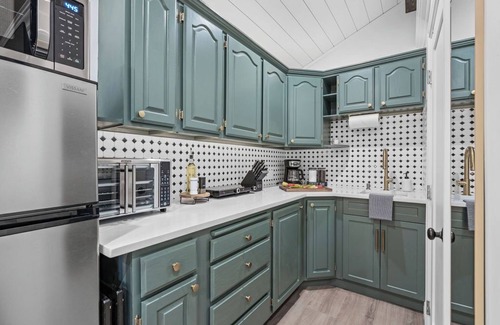 Taylorsville Apartment | Le Petite Suite