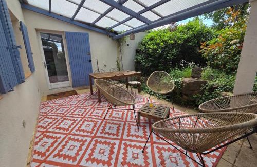 Saint-Marc-Jaumegarde Apartment | Le Phoenix de Sainte Victoire
