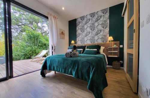 Saint-Marc-Jaumegarde Apartment | Le Phoenix de Sainte Victoire